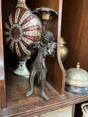 Monkey candlestick