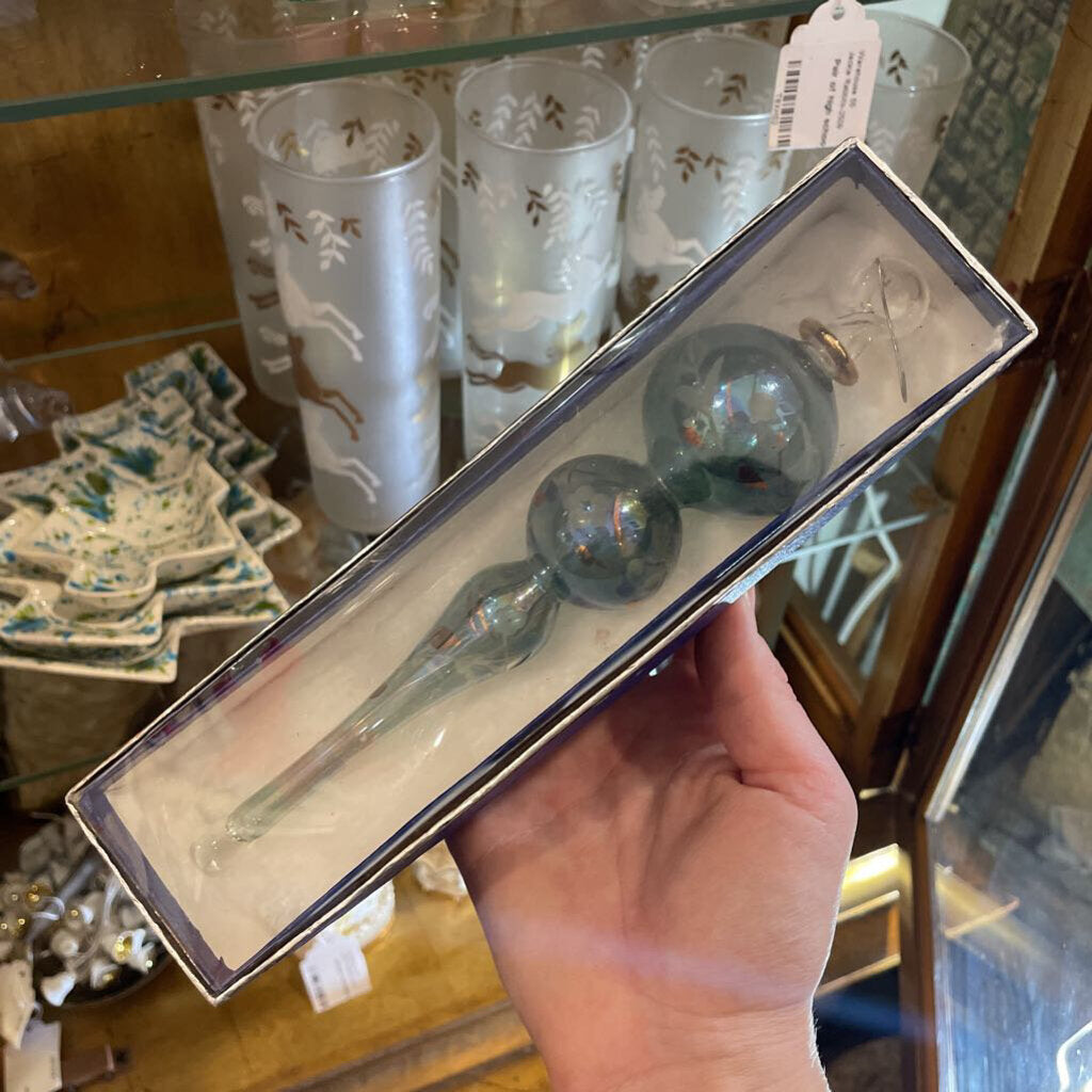 Tear drop etched ornament