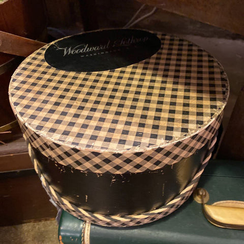 Hat box