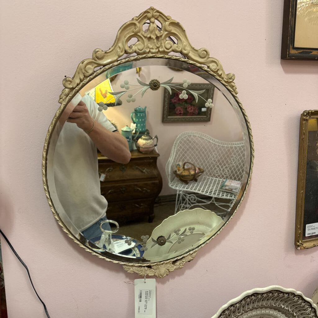 Vintage etched mirror, 16.5 " wide, 21" tall IN STORE PICK UP ONLY