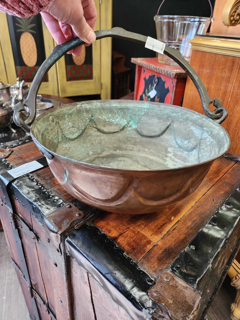 Large Copper pot