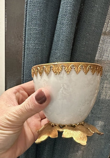 Enamel cup