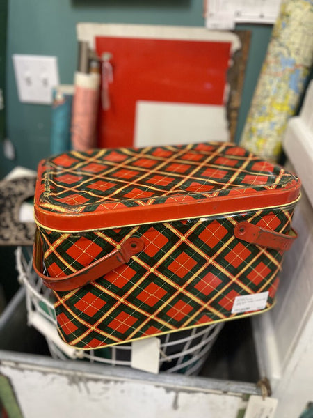 Jens Fresh Vintage ~ vintage plaid picnic tin .