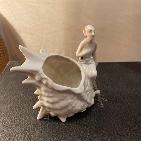 Bathing beauty trinket dish Medium