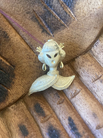 Vtg Geisha Lady Pin