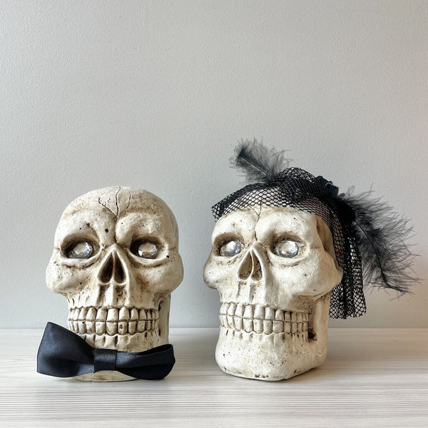 Moxie - Pair Bride and Groom Skull Heads