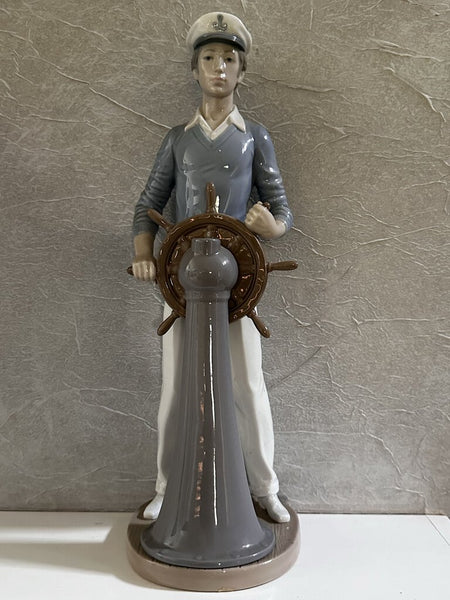 Lladro 5206 Yachtsman Porcelain Figurine Young Captain At The Helm Approx 14in Tall FIRM