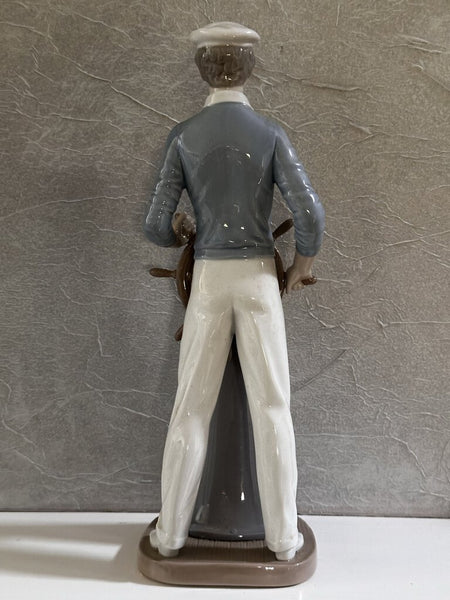 Lladro 5206 Yachtsman Porcelain Figurine Young Captain At The Helm Approx 14in Tall FIRM