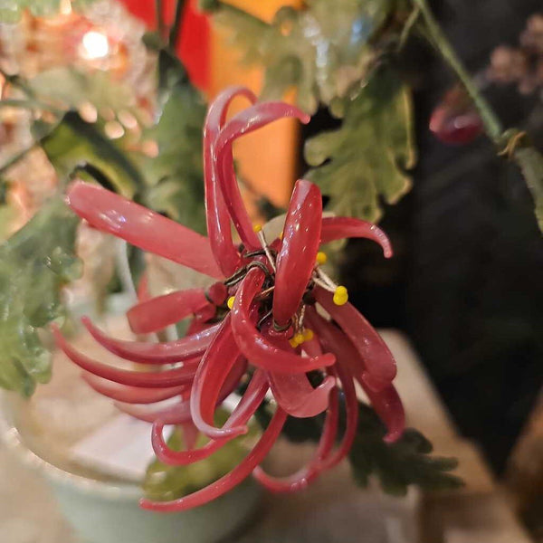 Chinese jade flower statuary with pink purple flowers