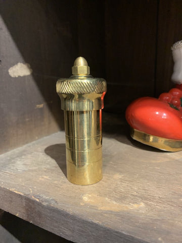 New Vintage Brass Atlas Brand Pepper Mill~1.5" w x 3.75" t