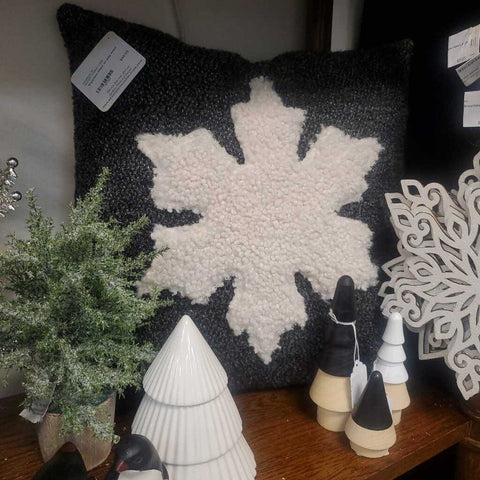 Snowflake Pillow w/ poly insert