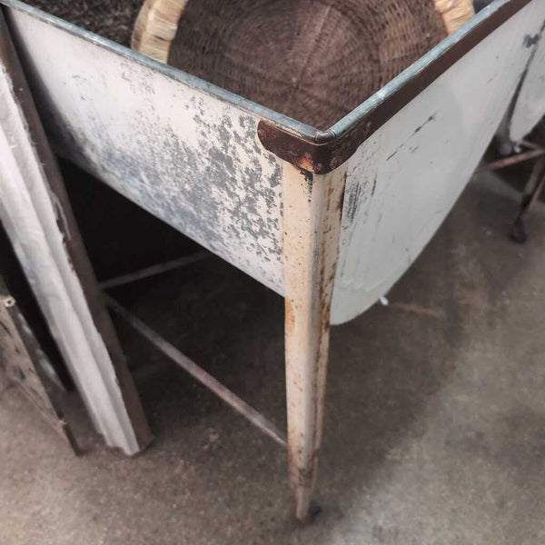Vintage Double Wash Tub 38x21x34 IN STORE PICKUP Only