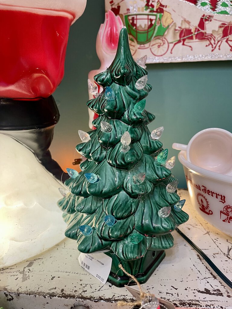 Jens Fresh Vintage ~ Vintage Small ceramic tree