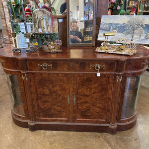 Buffet henredon 70l 24d 38t in store pick up must use movers very heavy