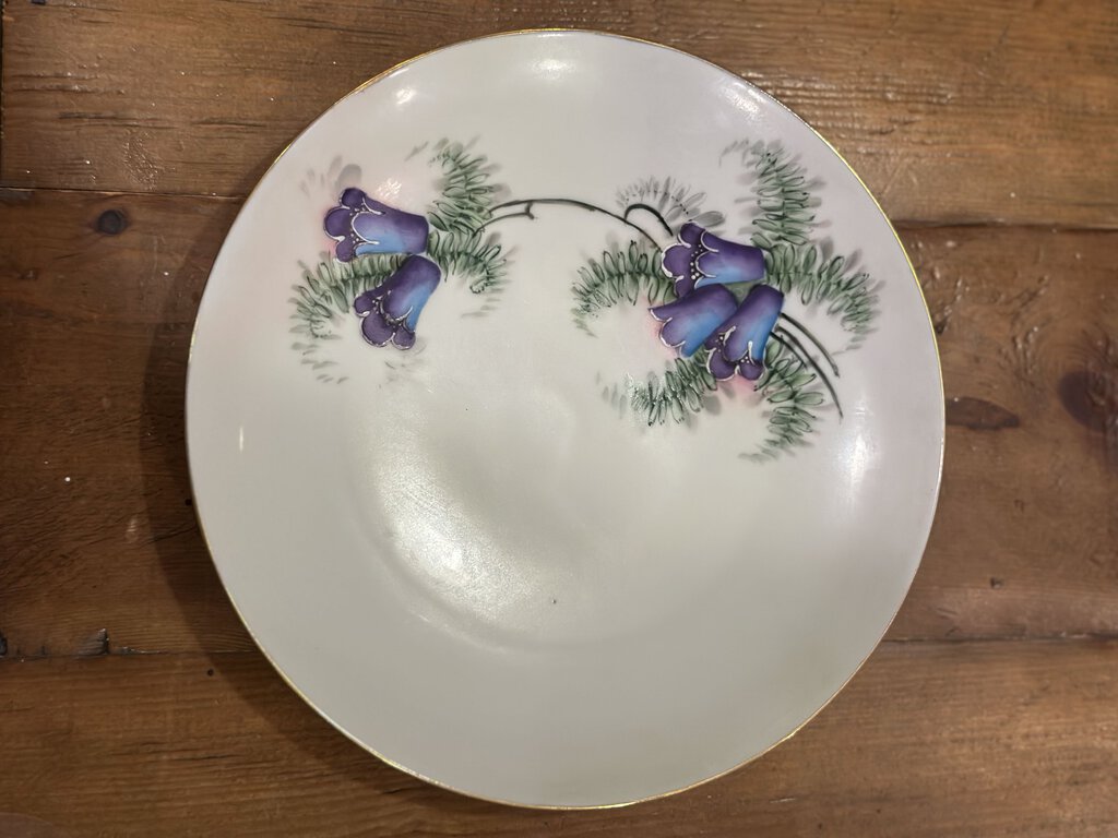 HAND PAINTED FLORAL PLATE, BLUE FLOWERS 8"