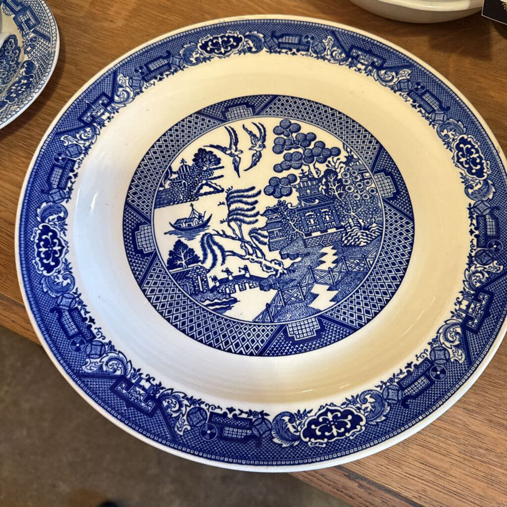 Blue Willow Round Platter