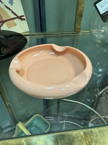 Round Pink Ashtray W1349