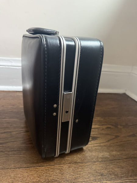 Portable Bar Suitcase 13"x11"x6"closed W1700