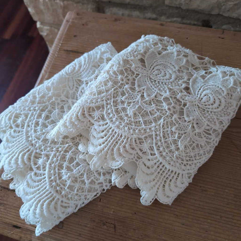 Pair of Pretty Vintage Lace Belgium Valances 18x58