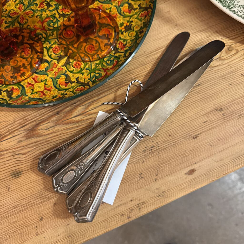 Set of 4 Butter knives