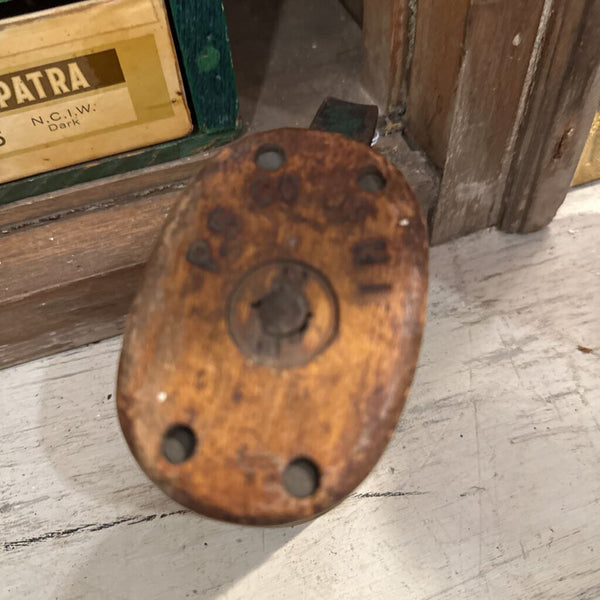 Small wood pulley