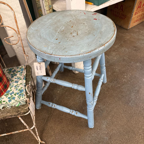 Jens Fresh Vintage ~ vintage stool