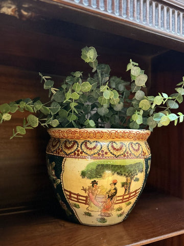 small chinoiserie planter