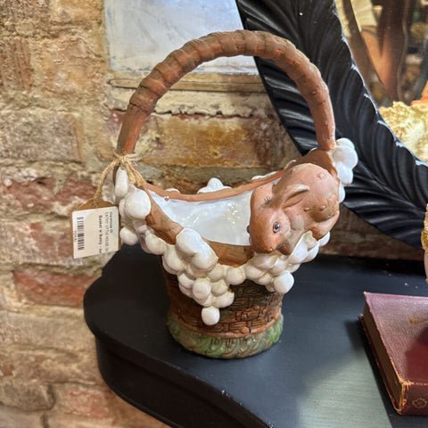 Basket w Bunny - earthy colors