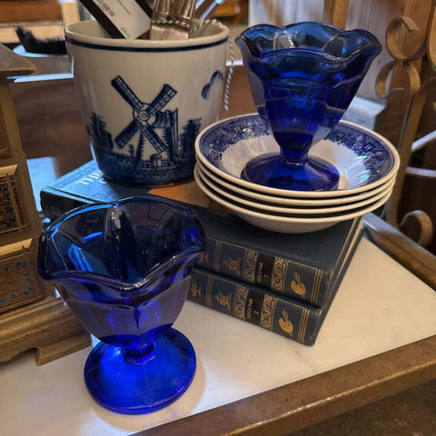 Set of 4 Anchor Hocking Ice Cream Cups