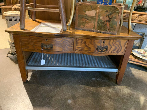 Vintage Dresser w/ Metal Tray~ pick up in store~ 21.5" d x 43.75" l x 21.75" t