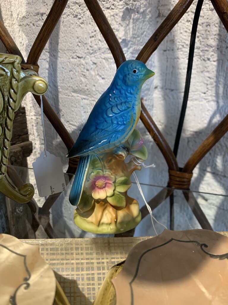 Vintage Japan, bird statue~ 3.5" l x 2.25" w x 6.5" t