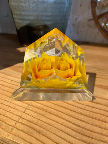 Vintage Acrylic YellowRose Paper Weight~ 3" l x 3.5" w x 2.5" t