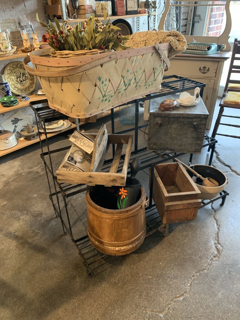 Vintage Black Metal Plant Stand~ 23" w x 39.5" l x 29.75" t