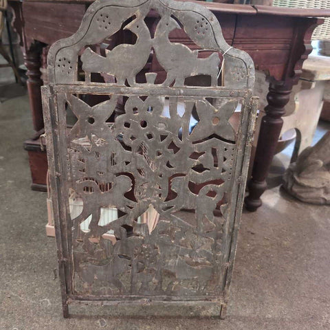 Unique Vintage Metal Garden Gate/Decor 27x16
