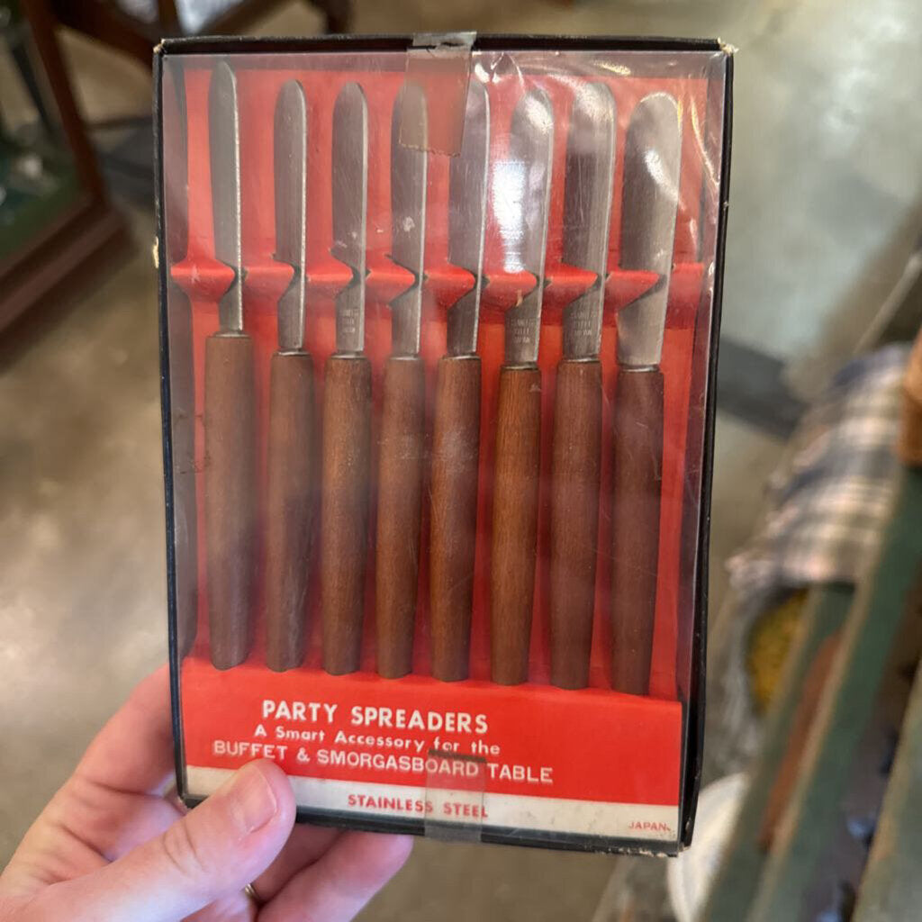 Set of 8 Party Spreaders