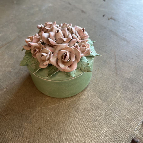 |N| Vintage Porcelain Rose Powder Jar