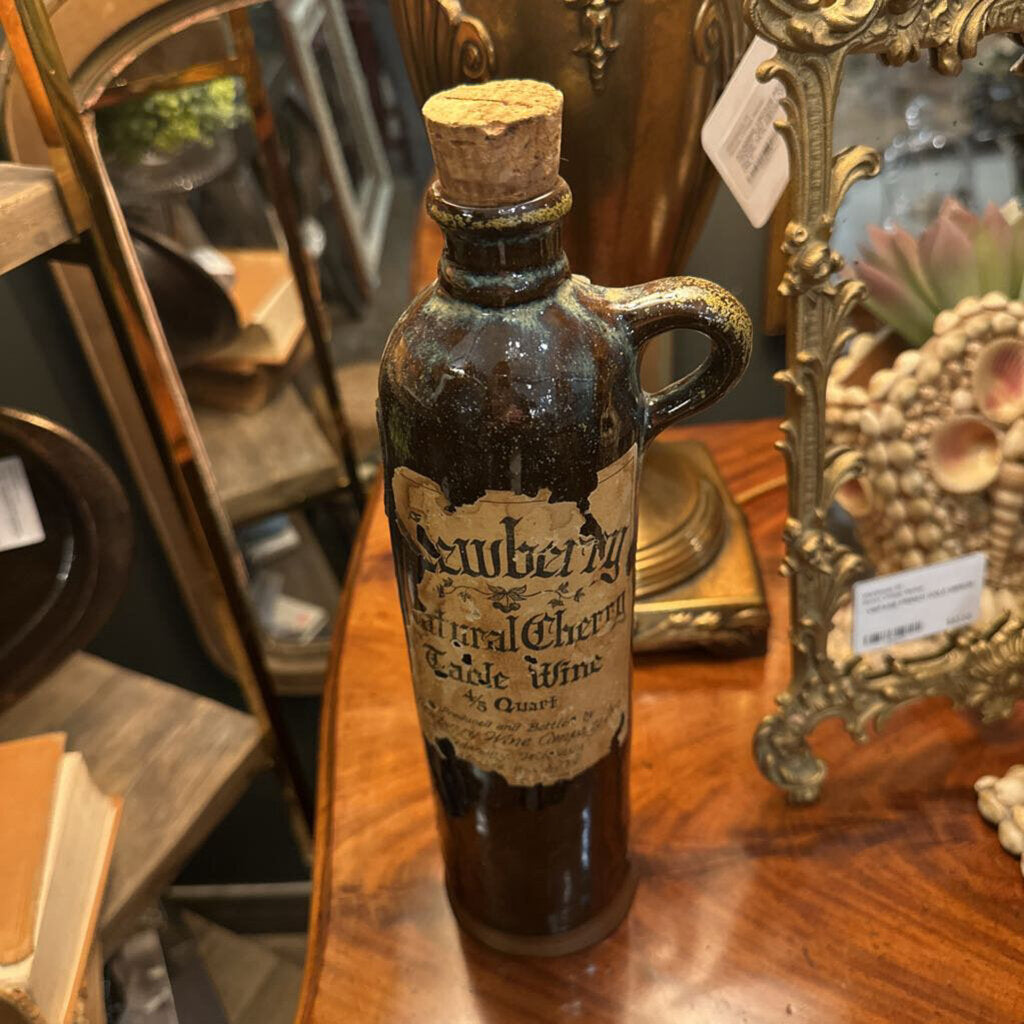 VINTAGE NEWBERRY WINE BOTTLE