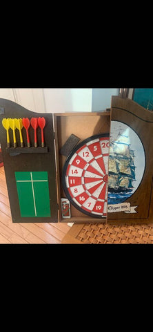 Vintage Golden Clipper Dart board 1970's