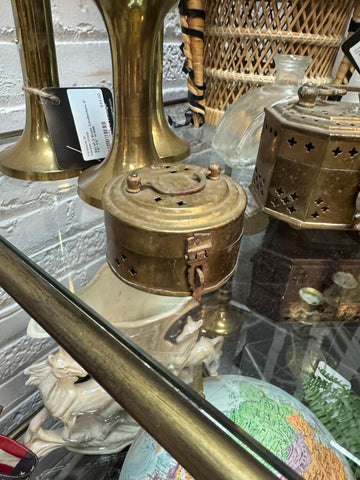 Small Brass Cricket Box (3" round) W1826