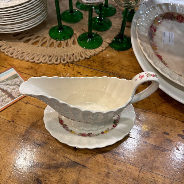 Spode rose briar gravy boat... perfect for soap and finger brushes