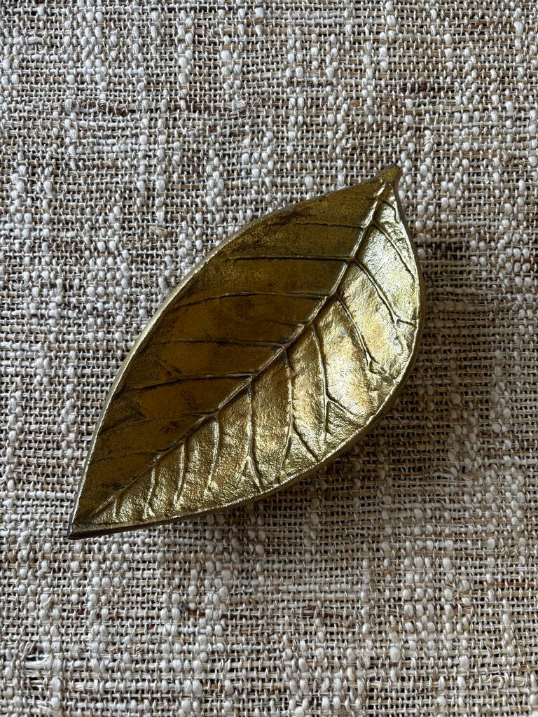 Vintage Tobacco Leaf Ashtray /Trinket Dish
