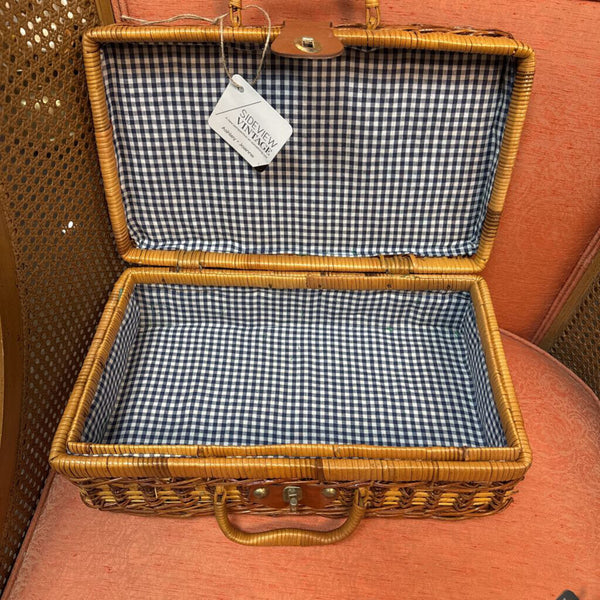 Wicker Picnic Basket 8.5" x 14" W1847