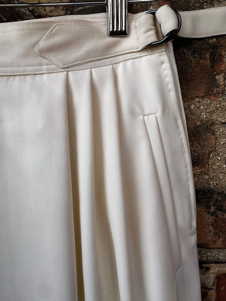 STUNNING Vintage Gucci 100% Ivory Wool Skirt Sz: 38