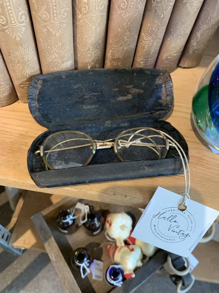 Antique Eyeglasses & Lester Case