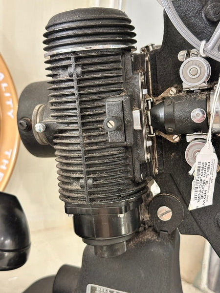 BELL & HOWELL 8mm MOVIE PROJECTOR as is