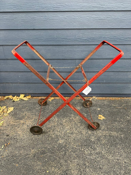 Red-Wheeled Stand W1472