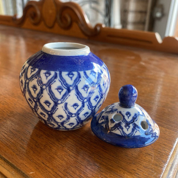 Vintage Petite Blue and White Ginger Jar 3" x 4"