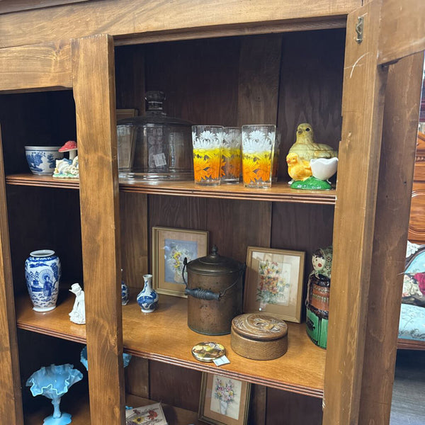Cabinet 42 x 16 x 72