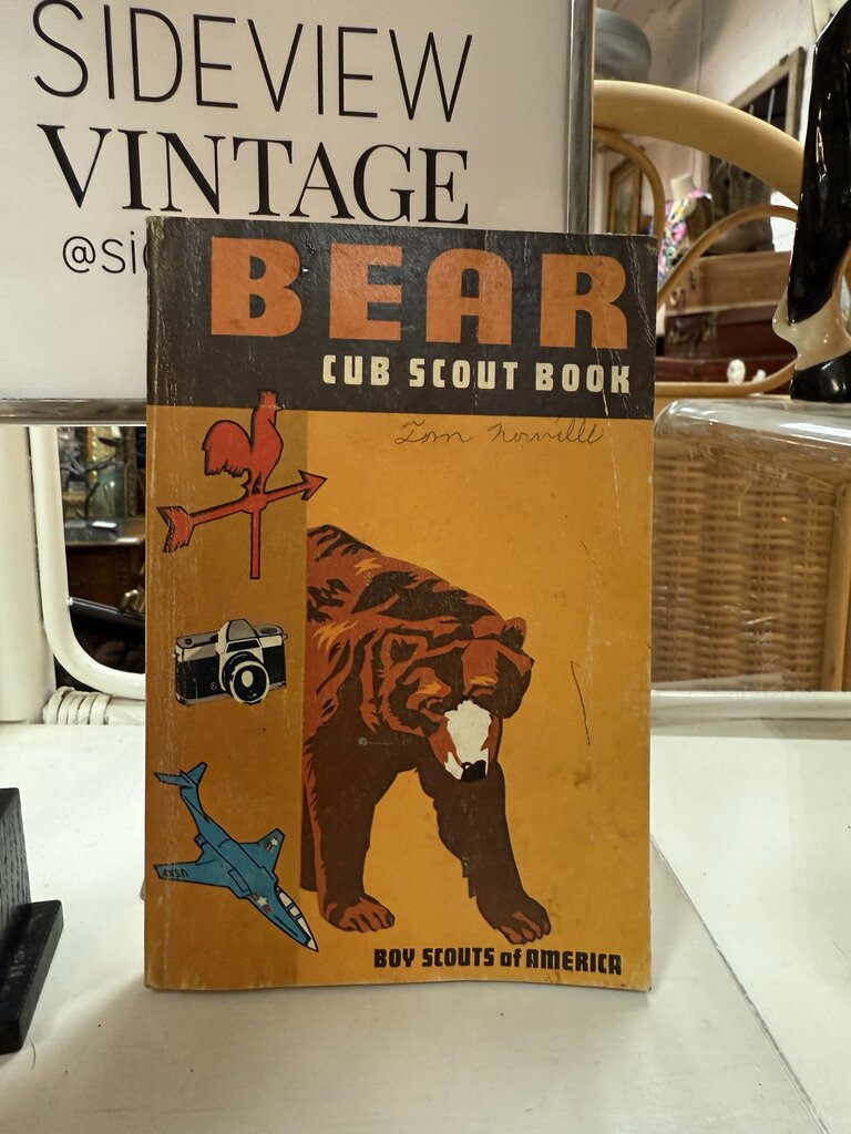 Bear Cub Scout Book - Boy Scouts of America W1886