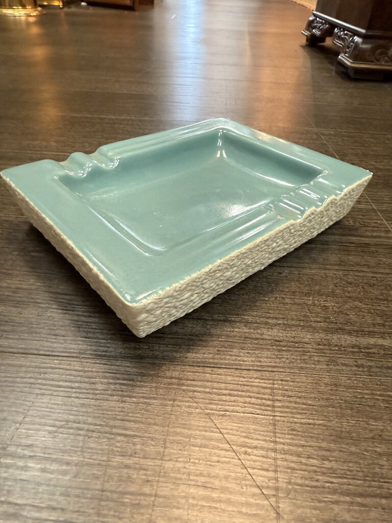 Green and White Ceramic Ashtray W1467